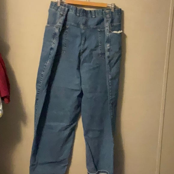 Harbor Bay Relaxed Fit Blue Jeans - Picture 2 of 7